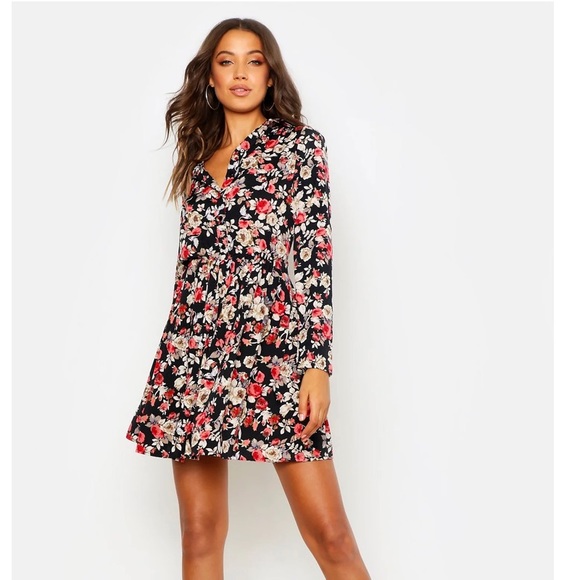Boohoo Plus Pants - Boohoo Plus Floral Long Sleeve Romper V-Neck 14
